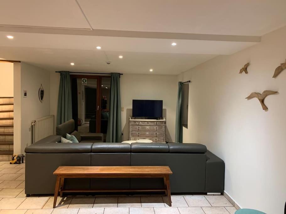 Sporthotel Taeru Érezée Exteriör bild